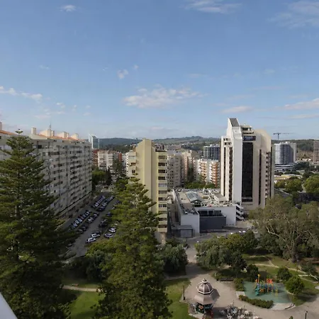 Appartement Nomads Lux - Algés The 8th Floor In Lisbon Oeiras