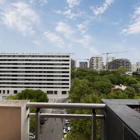 Appartement Nomads Lux - Algés The 8th Floor In Lisbon Oeiras